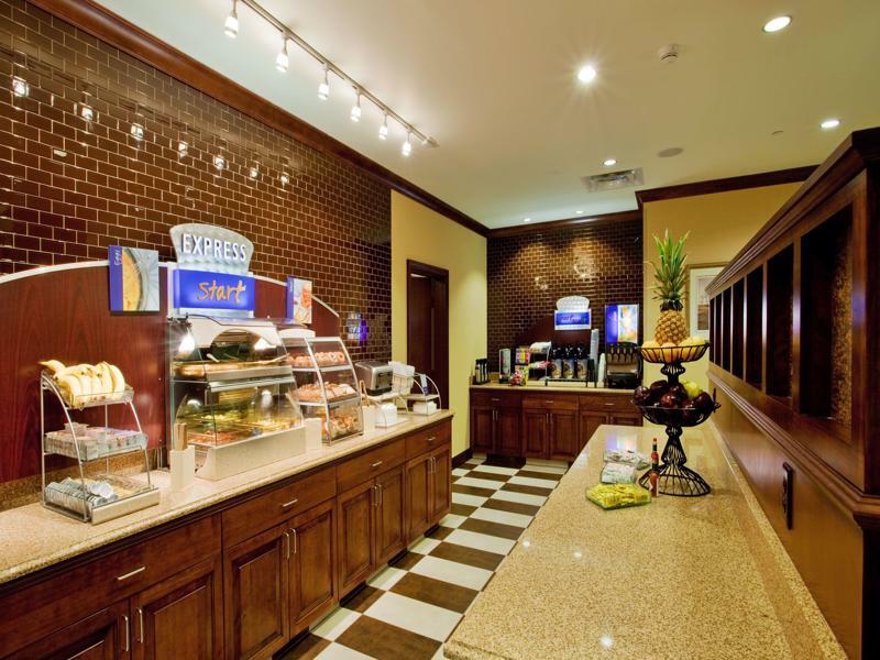 Holiday Inn Express & Suites Wilmington-Newark By Ihg Esterno foto